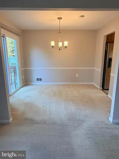 7910 Richfield Rd, Springfield, VA 22153 photo 6