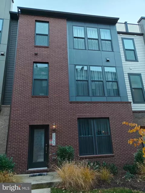 2393 Liberty Loop, Herndon, VA 20171