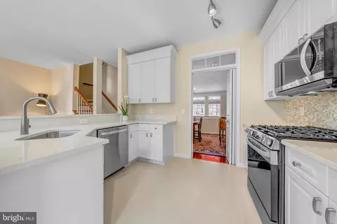 Kitchen - 1916 Logan Manor Dr, Reston, VA 20190 photo 3 of 7