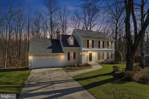 9429 Goldfield Ln, Burke, VA 22015