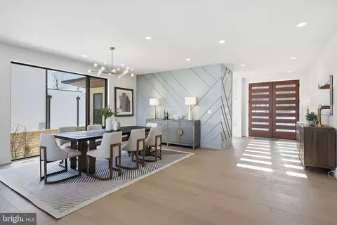 Dining - 6816 Dean Dr, Mclean, VA 22101 photo 1 of 5