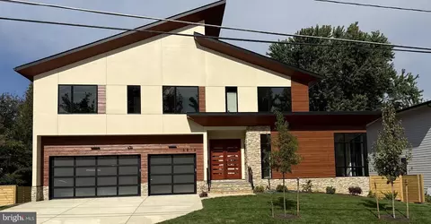 6816 Dean Dr, Mclean, VA 22101