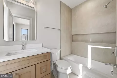 Bath - 6816 Dean Dr, Mclean, VA 22101 photo 2 of 10