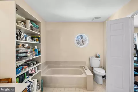 Bath - 7229 Olde Lantern Way, Springfield, VA 22152 photo 2 of 5