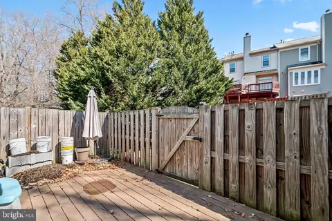 Exterior - 7229 Olde Lantern Way, Springfield, VA 22152 photo 4 of 5