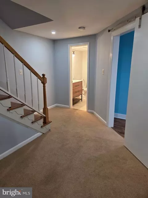 Entry Way - 7229 Olde Lantern Way, Springfield, VA 22152 photo 1 of 1