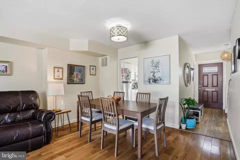 Dining - 7745 Tiverton Dr #7745, Springfield, VA 22152 photo 1 of 1