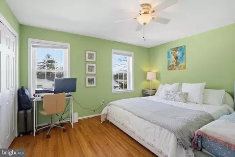 Bedroom - 7745 Tiverton Dr #7745, Springfield, VA 22152 photo 2 of 6