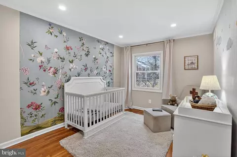 Bedroom - 5931 Queenston St, Springfield, VA 22152 photo 7 of 8