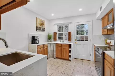 Kitchen - 5931 Queenston St, Springfield, VA 22152 photo 1 of 5