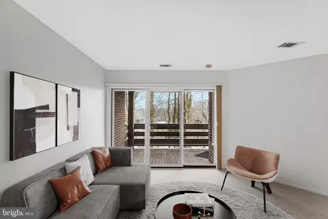 Living - 11144 Beaver Ct #11144, Reston, VA 20191 photo 1 of 3