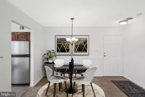 Dining - 11144 Beaver Ct #11144, Reston, VA 20191 photo 1 of 1