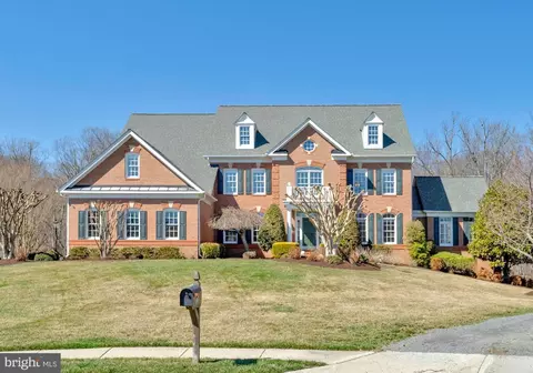 5802 Ridings Manor Pl, Centreville, VA 20120