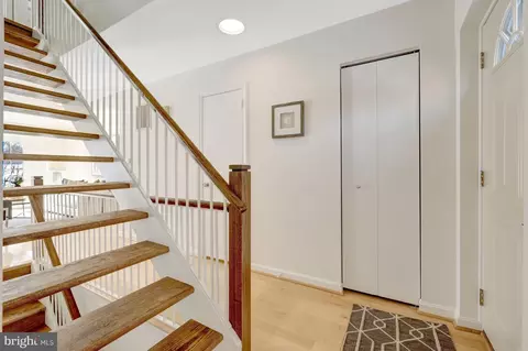 2120 Golf Course Dr, Reston, VA 20191 photo 24