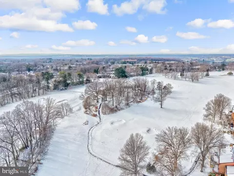2120 Golf Course Dr, Reston, VA 20191 photo 49