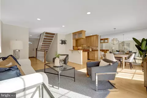 2120 Golf Course Dr, Reston, VA 20191 photo 7