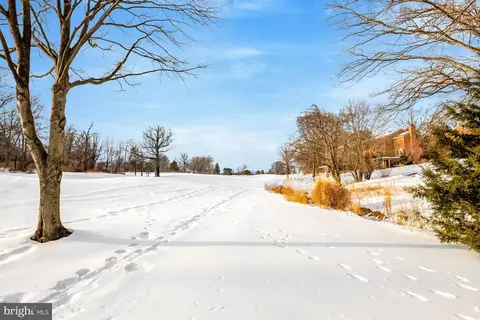 2120 Golf Course Dr, Reston, VA 20191 photo 42