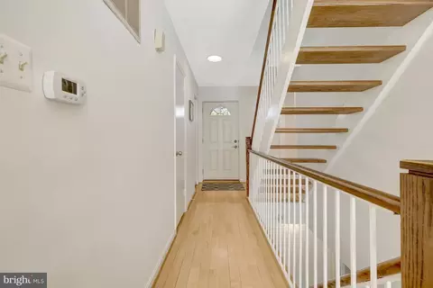 2120 Golf Course Dr, Reston, VA 20191 photo 4