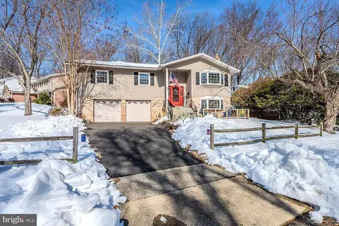 Exterior - 6112 Harmon Pl, Springfield, VA 22152 photo 3 of 7