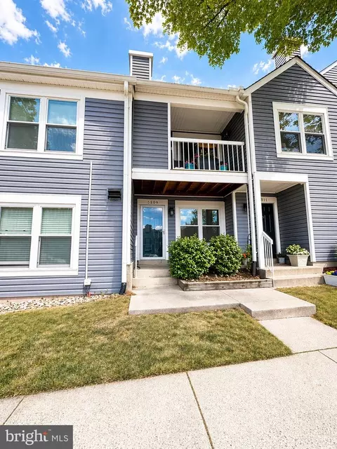 5809 Orchard Hill Ln #5809, Clifton, VA 20124