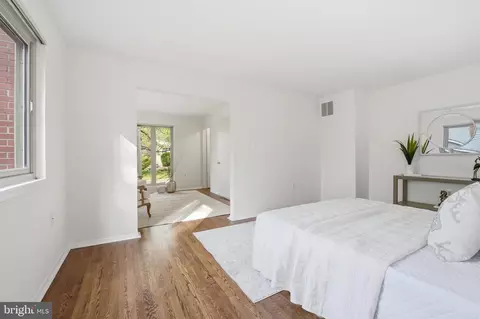 Bedroom - 11002 Ring Rd, Reston, VA 20190 photo 4 of 10