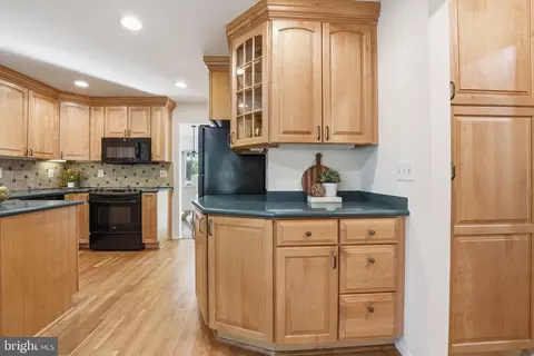Kitchen - 11002 Ring Rd, Reston, VA 20190 photo 5 of 5
