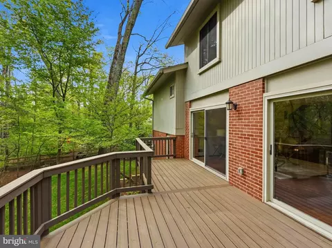 Exterior - 11002 Ring Rd, Reston, VA 20190 photo 8 of 8