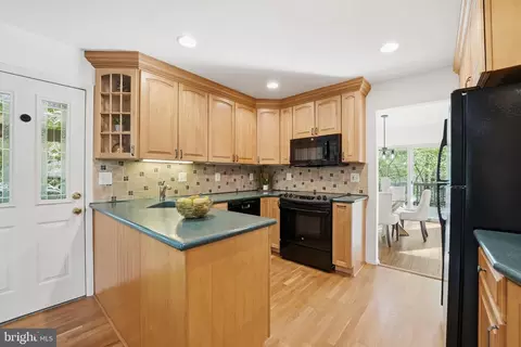Kitchen - 11002 Ring Rd, Reston, VA 20190 photo 3 of 5