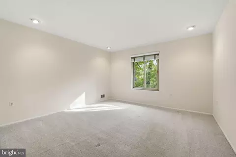 Bedroom - 11002 Ring Rd, Reston, VA 20190 photo 9 of 10