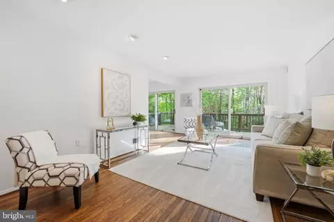 Living - 11002 Ring Rd, Reston, VA 20190 photo 2 of 11