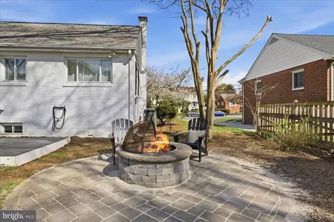 Exterior - 6020 Amherst Ave, Springfield, VA 22150 photo 10 of 15