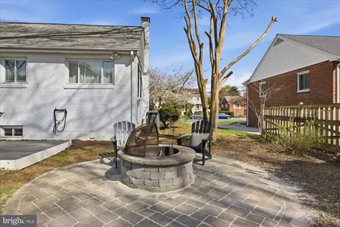 Exterior - 6020 Amherst Ave, Springfield, VA 22150 photo 9 of 15