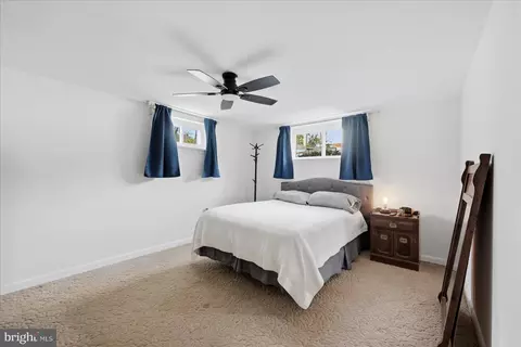 Bedroom - 6020 Amherst Ave, Springfield, VA 22150 photo 6 of 7