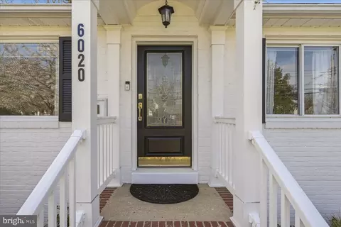 Exterior - 6020 Amherst Ave, Springfield, VA 22150 photo 4 of 15