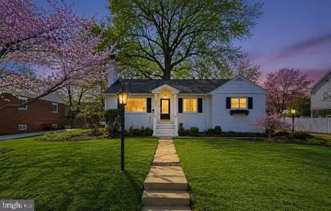 6020 Amherst Ave, Springfield, VA 22150