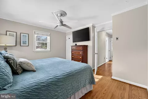 Bedroom - 8905 Side Saddle Rd, Springfield, VA 22152 photo 3 of 7