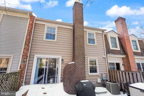 9660 Masterworks Dr, Vienna, VA 22181 photo 39