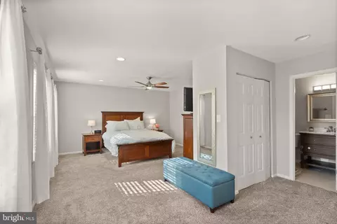 9660 Masterworks Dr, Vienna, VA 22181 photo 26