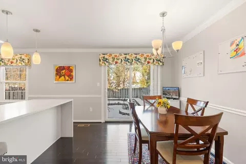 9660 Masterworks Dr, Vienna, VA 22181 photo 10