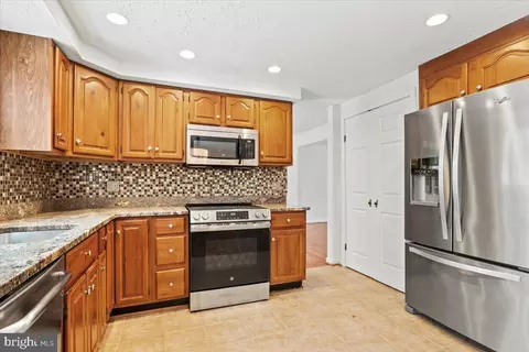 Kitchen - 5711 Heming Ave, Springfield, VA 22151 photo 1 of 1