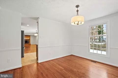 Dining - 5711 Heming Ave, Springfield, VA 22151 photo 1 of 1
