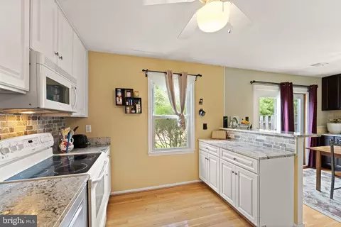 7719 Durer Ct, Springfield, VA 22153 photo 14
