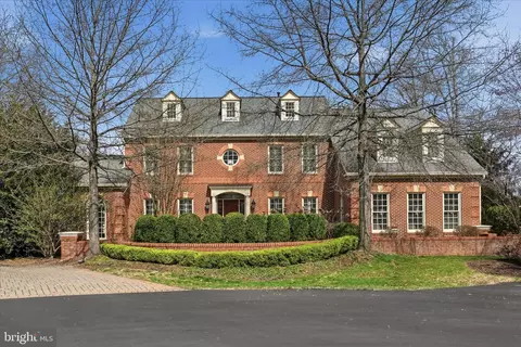 1234 Tottenham Ct, Reston, VA 20194