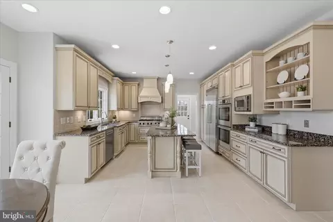 Kitchen - 1234 Tottenham Ct, Reston, VA 20194 photo 1 of 3