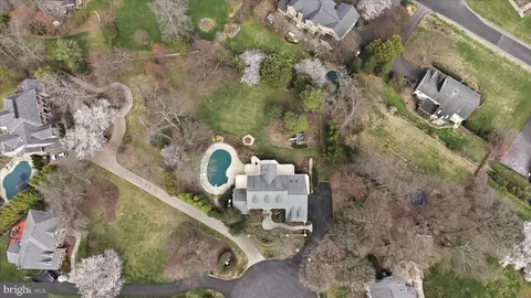 View/Area - 1234 Tottenham Ct, Reston, VA 20194 photo 7 of 8