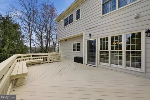 Exterior - 1234 Tottenham Ct, Reston, VA 20194 photo 5 of 13