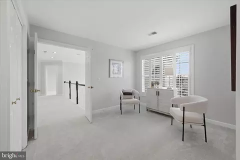 Entry Way - 1234 Tottenham Ct, Reston, VA 20194 photo 3 of 5