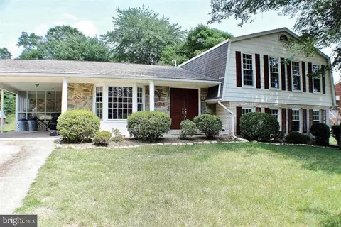 6613 Elder Ave, Springfield, VA 22150
