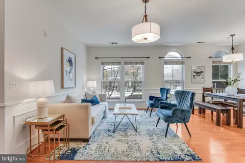 2931 Deer Hollow Way #104, Fairfax, VA 22031