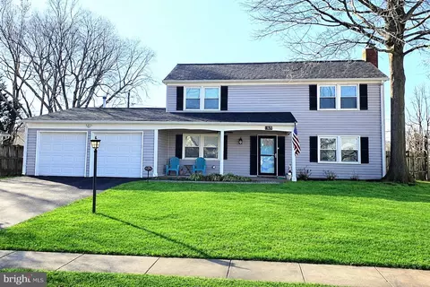 13127 Parson Ln, Fairfax, VA 22033